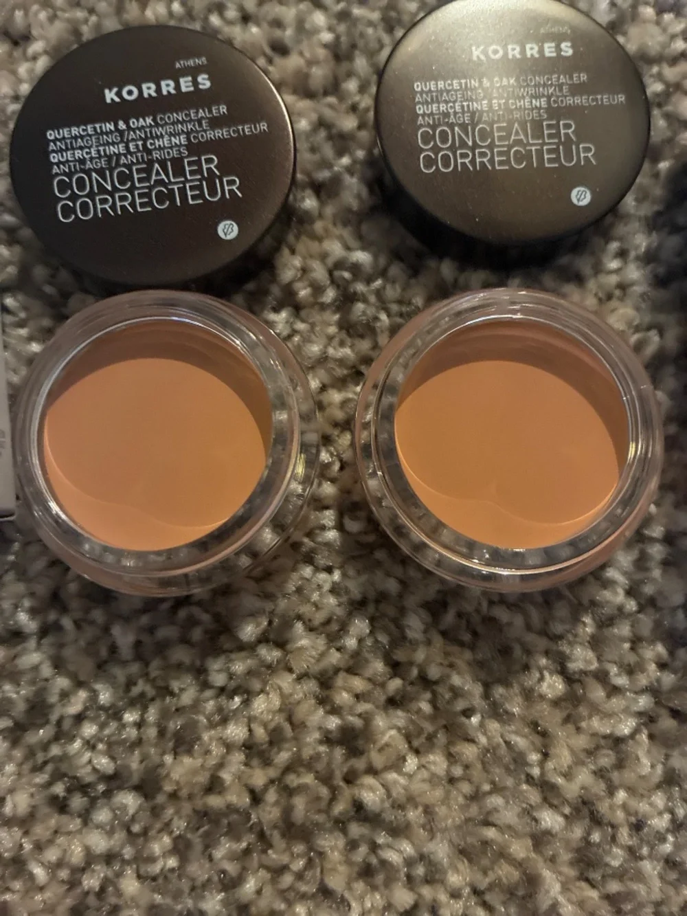2x Korres Quercetin & Oak Concealer 04 Tan